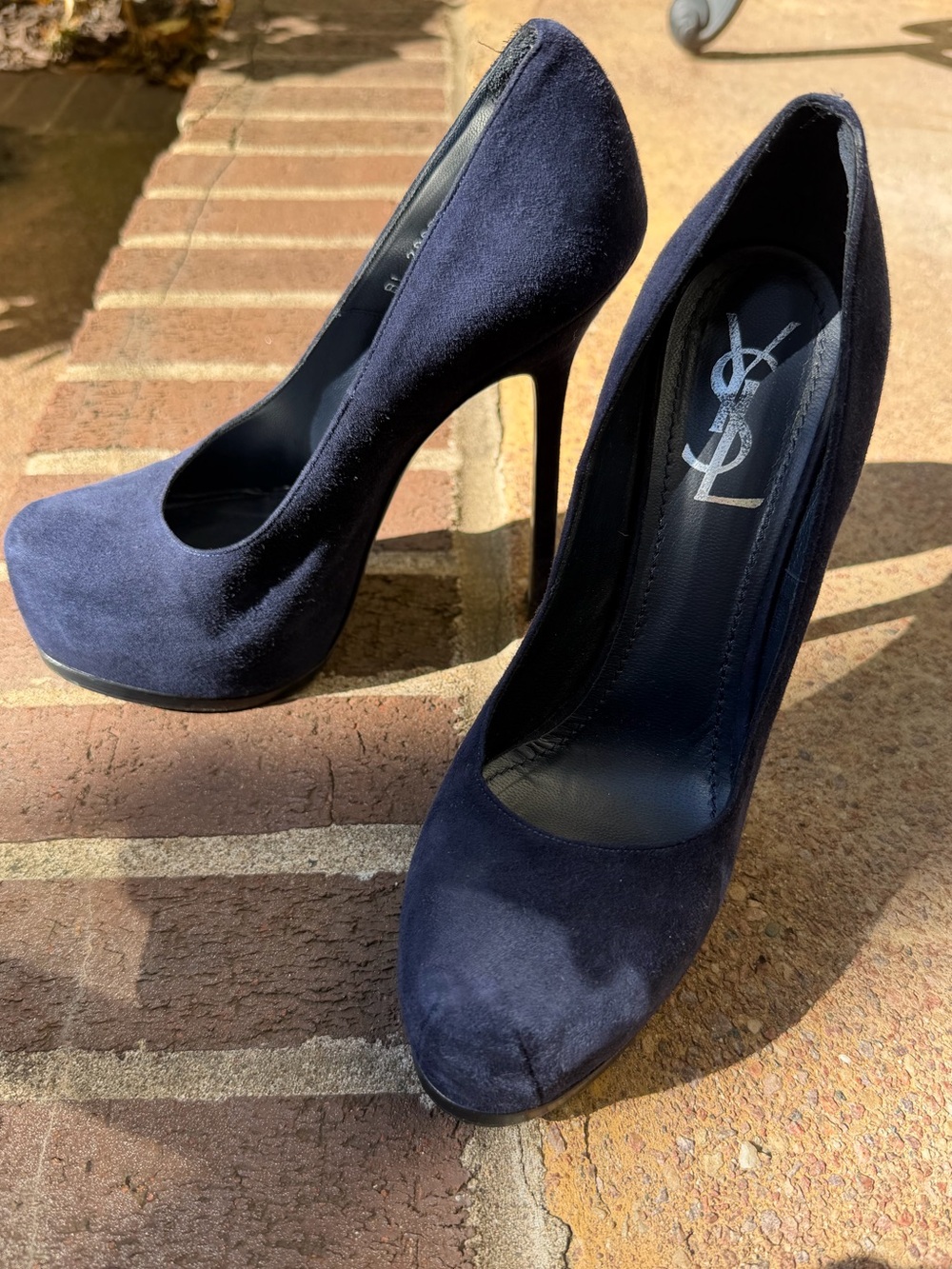 YSL Tribtoo Suede Pumps, Navy Size 38.5